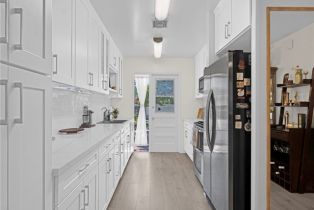 Single Family Residence, 10040 Mason ave, Chatsworth, CA 91311 - 12