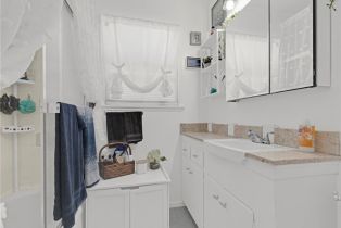 Single Family Residence, 10040 Mason ave, Chatsworth, CA 91311 - 20