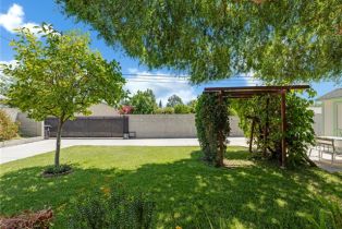 Single Family Residence, 10040 Mason ave, Chatsworth, CA 91311 - 25
