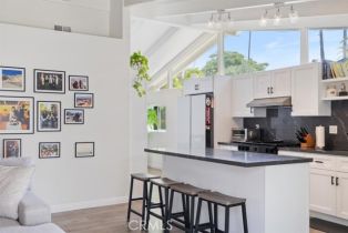 Single Family Residence, 19842 Gilmore st, Woodland Hills, CA 91367 - 15