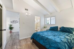 Single Family Residence, 19842 Gilmore st, Woodland Hills, CA 91367 - 24