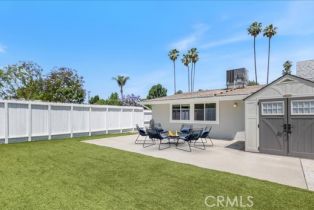 Single Family Residence, 19842 Gilmore st, Woodland Hills, CA 91367 - 33
