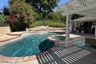 Single Family Residence, 20451 Bermuda st, Chatsworth, CA 91311 - 2