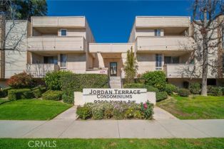 Condominium, 9900 Jordan AVE, Chatsworth, CA  Chatsworth, CA 91311