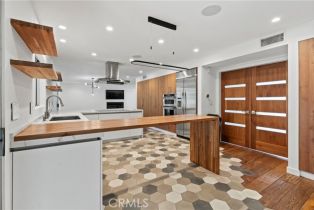 Single Family Residence, 5309 Blanco ave, Woodland Hills, CA 91367 - 16