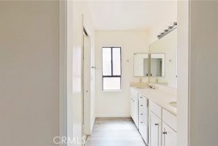 Townhouse, 9906 Owensmouth ave, Chatsworth, CA 91311 - 19