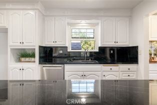 Single Family Residence, 11012 Montgomery ave, Granada Hills, CA 91344 - 11