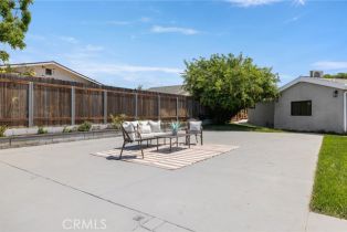 Single Family Residence, 11012 Montgomery ave, Granada Hills, CA 91344 - 34