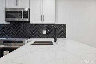 Condominium, 17000 Burbank blvd, Encino, CA 91316 - 4