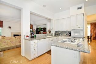 Single Family Residence, 25339 Prado De Los Arboles, Calabasas, CA 91302 - 5