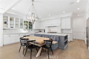 Single Family Residence, 3914 Woodfield dr, Sherman Oaks, CA 91403 - 11