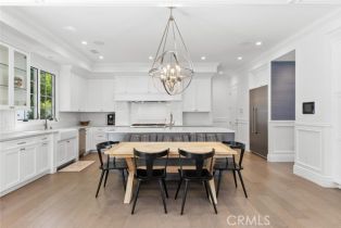 Single Family Residence, 3914 Woodfield dr, Sherman Oaks, CA 91403 - 14