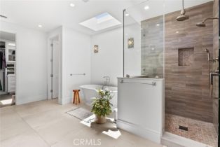 Single Family Residence, 3914 Woodfield dr, Sherman Oaks, CA 91403 - 24