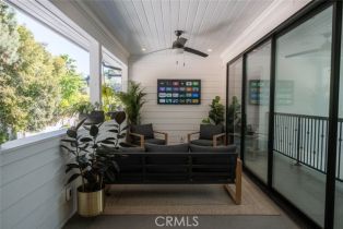 Single Family Residence, 3914 Woodfield dr, Sherman Oaks, CA 91403 - 32