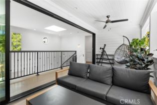 Single Family Residence, 3914 Woodfield dr, Sherman Oaks, CA 91403 - 33