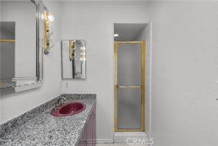 Townhouse, 5282 Lindley ave, Encino, CA 91316 - 15