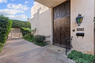 Townhouse, 5282 Lindley ave, Encino, CA 91316 - 16