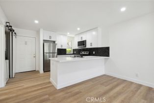 Condominium, 17000 Burbank blvd, Encino, CA 91316 - 3