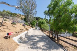 Single Family Residence, 7450 Webb rd, Chatsworth, CA 91311 - 35