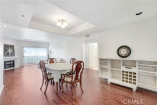 Condominium, 5219 Newcastle ave, Encino, CA 91316 - 2