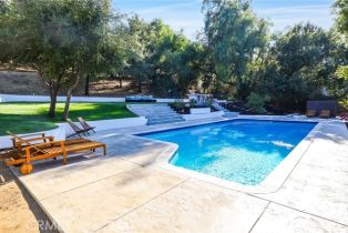 Single Family Residence, 9425 Gierson ave, Chatsworth, CA 91311 - 56