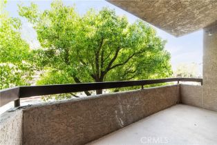 Condominium, 14572 Dickens st, Sherman Oaks, CA 91403 - 11