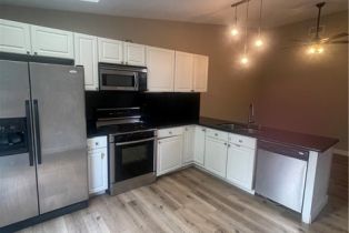 Townhouse, 29631 Canwood st, Agoura Hills, CA 91301 - 11