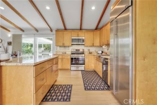 Single Family Residence, 3839 Davana rd, Sherman Oaks, CA 91423 - 22