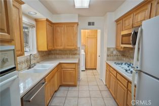 Single Family Residence, 4182 Sunswept dr, Studio City, CA 91604 - 7