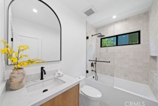 Single Family Residence, 18839 La Amistad pl, Tarzana, CA 91356 - 18