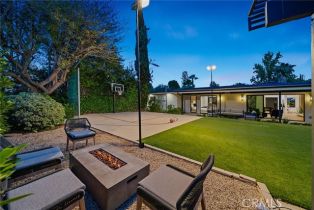 Single Family Residence, 18839 La Amistad pl, Tarzana, CA 91356 - 22