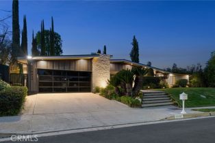 Single Family Residence, 18839 La Amistad pl, Tarzana, CA 91356 - 27