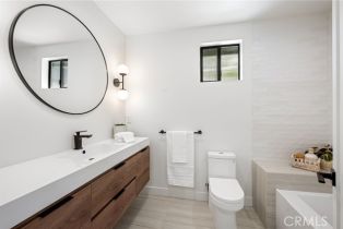 Single Family Residence, 20215 Lorenzana dr, Woodland Hills, CA 91364 - 45