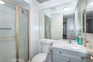 Condominium, 17711 Margate st, Encino, CA 91316 - 9