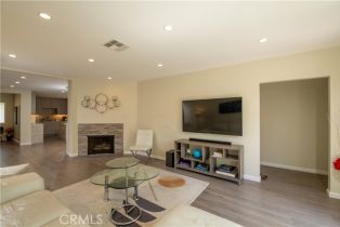 Single Family Residence, 5427 Noble ave, Sherman Oaks, CA 91411 - 10