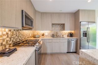 Single Family Residence, 5427 Noble ave, Sherman Oaks, CA 91411 - 18