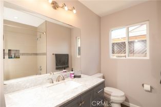 Single Family Residence, 5427 Noble ave, Sherman Oaks, CA 91411 - 23