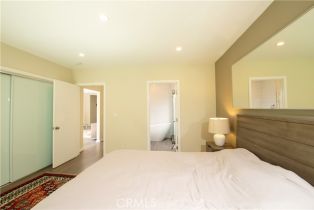 Single Family Residence, 5427 Noble ave, Sherman Oaks, CA 91411 - 36