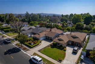 Single Family Residence, 5427 Noble ave, Sherman Oaks, CA 91411 - 4