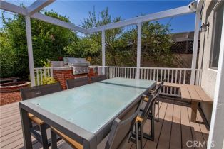 Single Family Residence, 5427 Noble ave, Sherman Oaks, CA 91411 - 43