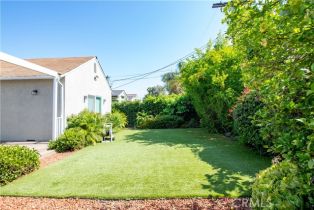 Single Family Residence, 5427 Noble ave, Sherman Oaks, CA 91411 - 46