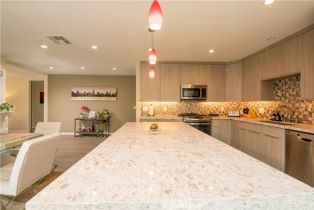 Single Family Residence, 5427 Noble ave, Sherman Oaks, CA 91411 - 49