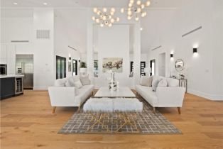 Single Family Residence, 5702 Lubao ave, Woodland Hills, CA 91367 - 15