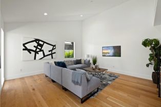 Single Family Residence, 5702 Lubao ave, Woodland Hills, CA 91367 - 19