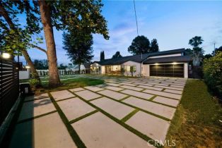 Single Family Residence, 5702 Lubao ave, Woodland Hills, CA 91367 - 2