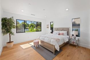 Single Family Residence, 5702 Lubao ave, Woodland Hills, CA 91367 - 32