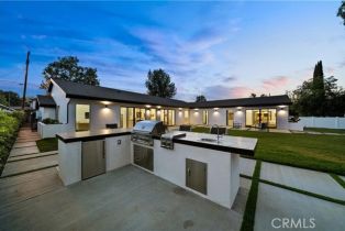 Single Family Residence, 5702 Lubao ave, Woodland Hills, CA 91367 - 48