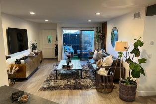 Condominium, 12938 Valleyheart dr, Studio City, CA 91604 - 3