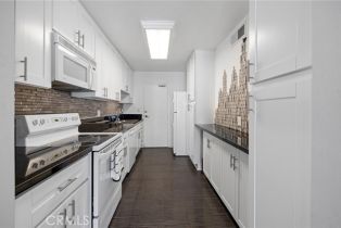 Condominium, 14506 Benefit st, Sherman Oaks, CA 91403 - 6