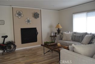 Single Family Residence, 10407 Danube ave, Granada Hills, CA 91344 - 13